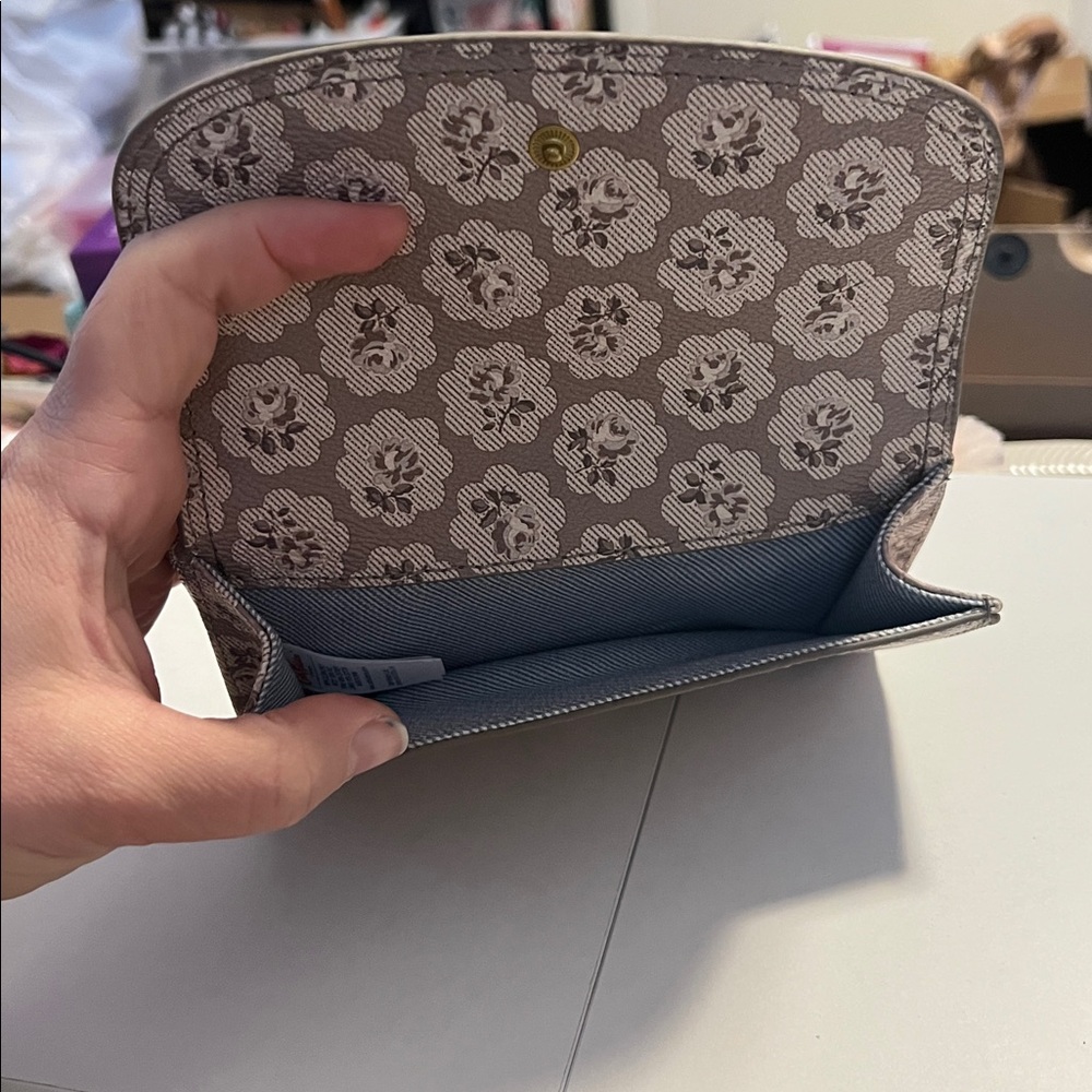 Cath Kidston Women's Floral Pattern Fold-Over Wallet - Blush - Picture 2 of 4